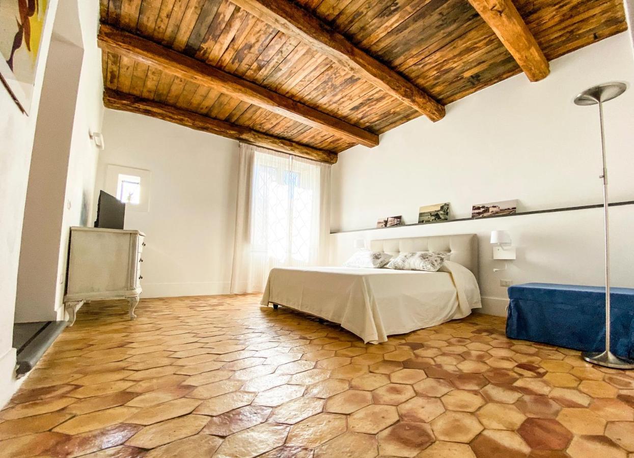 Residenza Ucci Ali Villa Crotone Buitenkant foto